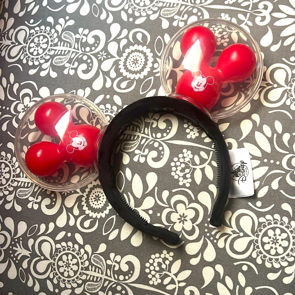 Light up red balloon mickey ears